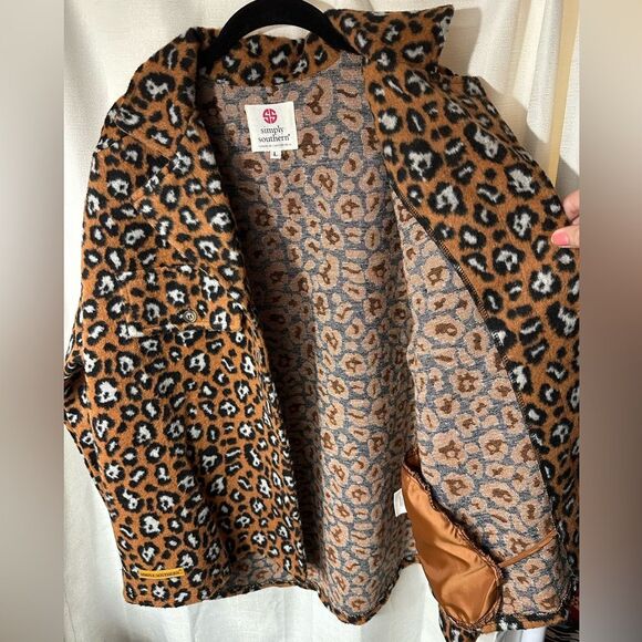 Simply Southern Leopard Print Fleece Shacket Relaxed Fit, Women's Size L - Picture 7 of 15